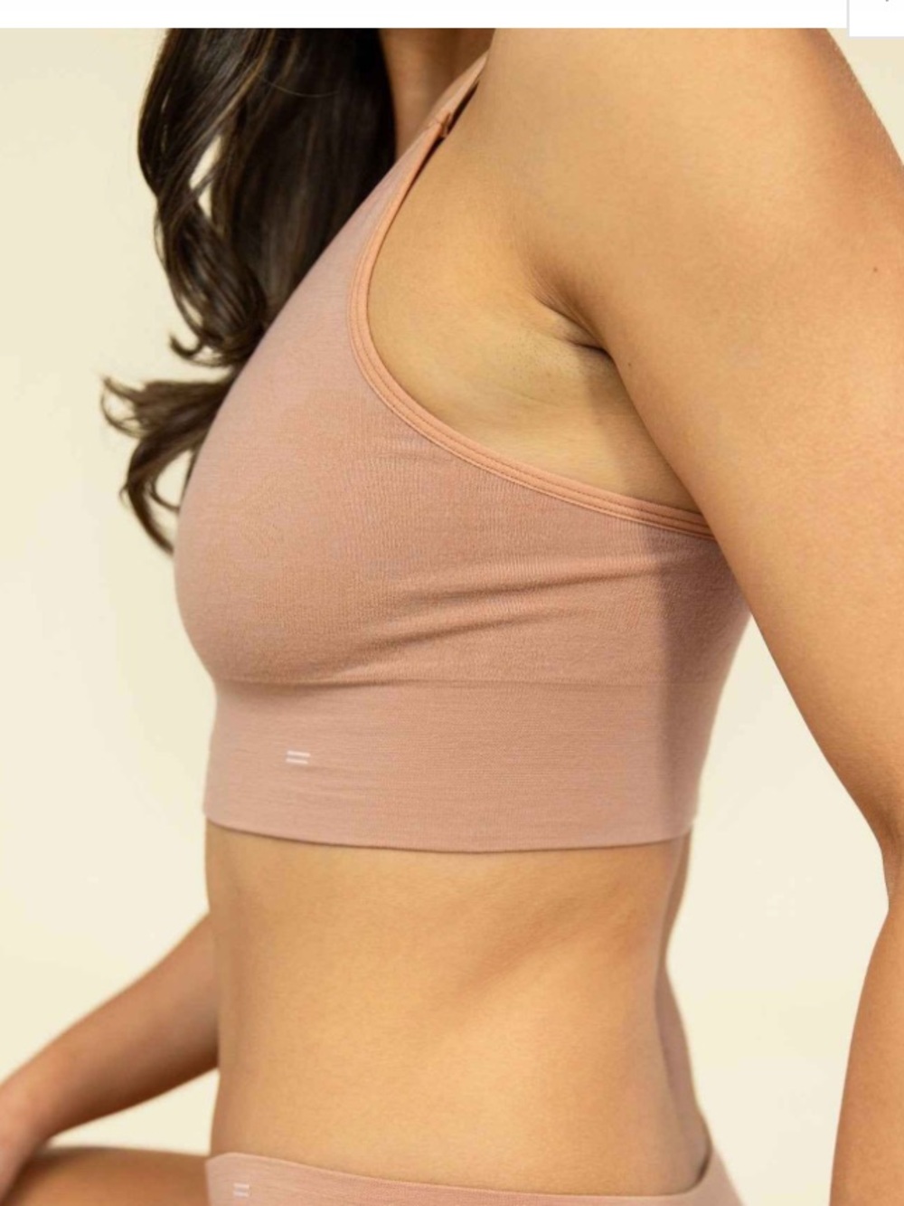 Branwyn Warm Nude Essential Busty Bra Medium - Picture 3 of 6